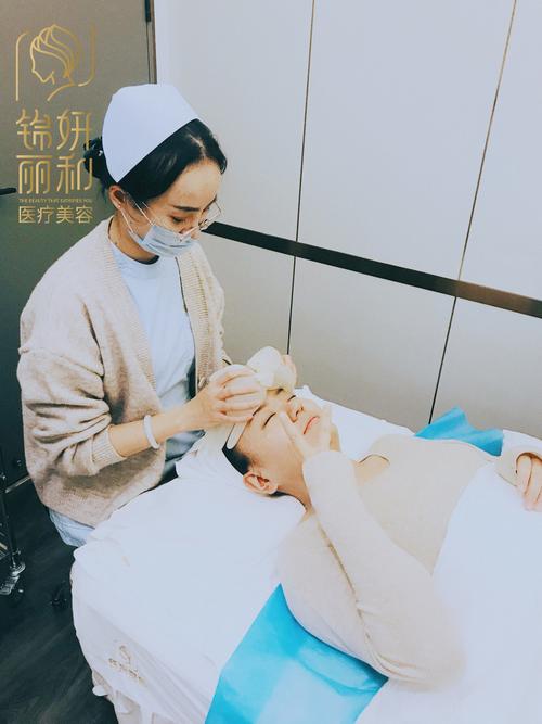 醫(yī)療美容與健康咨詢的綜合服務(wù)生態(tài)